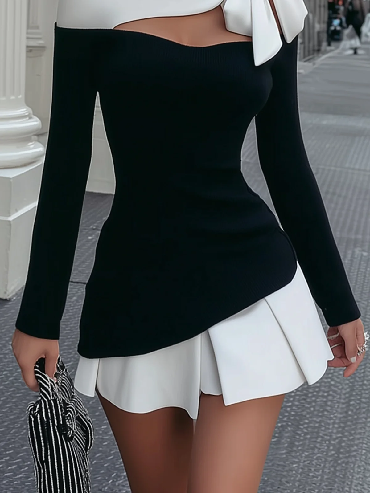 Knitted Satin Dress With Contrasting Color Tie Detail - Image 4